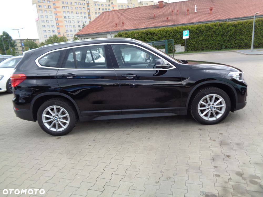 BMW X1 sDrive18d Sport Line - 8