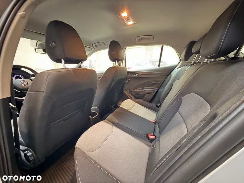 Skoda Fabia 1.0 TSI Ambition - 24
