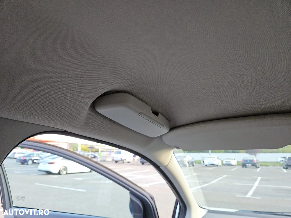 Ford Focus 1.6 TDCi DPF Titanium - 27