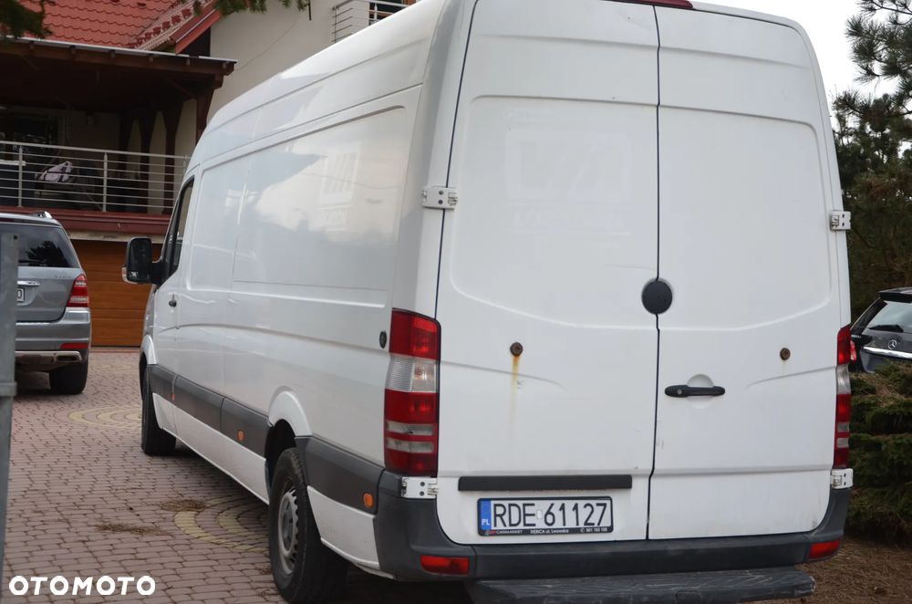 Mercedes-Benz Sprinter - 17
