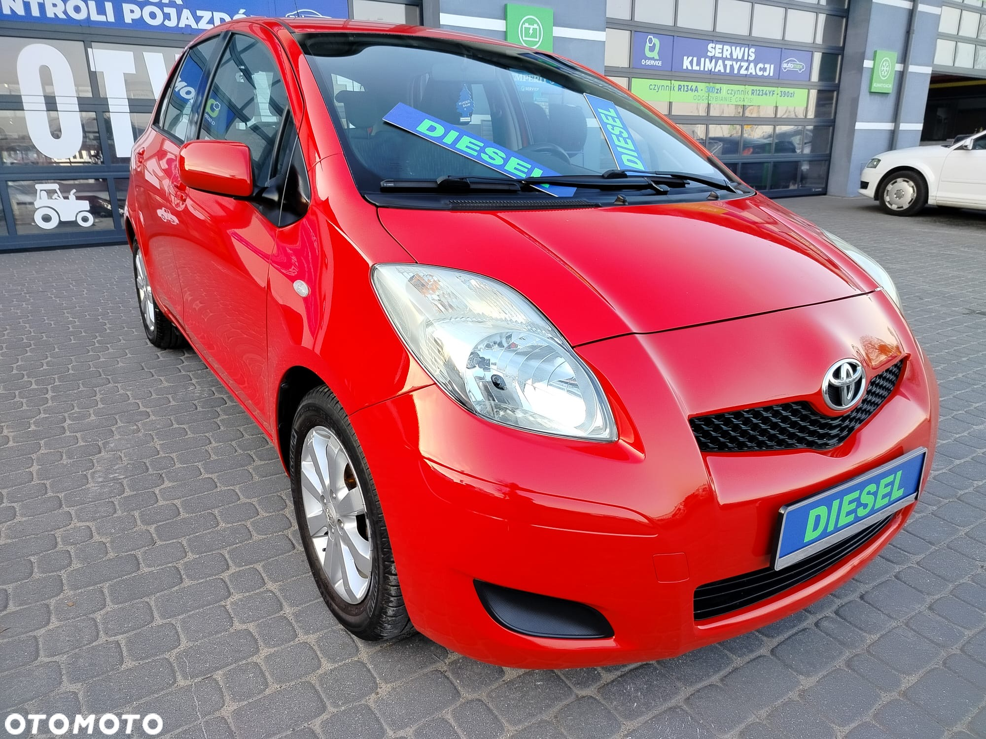 Toyota Yaris 1.4 D-4D Active - 10
