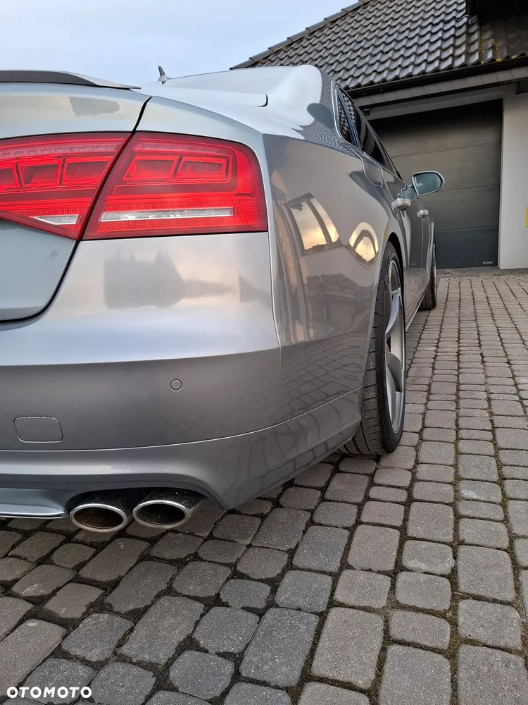 Audi A8 - 15