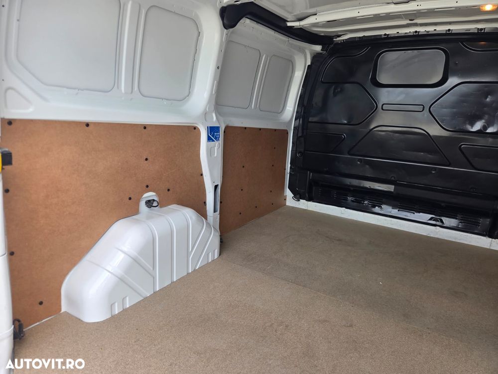 Ford New Transit Custom L1H1 - 15