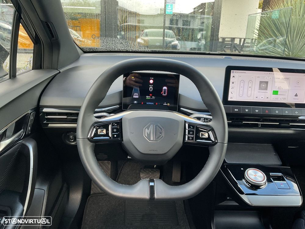 MG MG4 51 kWh Standard - 28