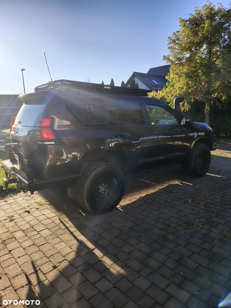 Toyota Land Cruiser 2022 photo 4