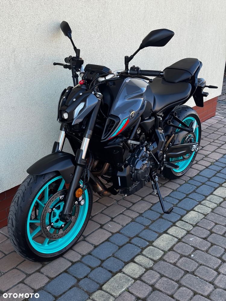 Yamaha YZF - 4