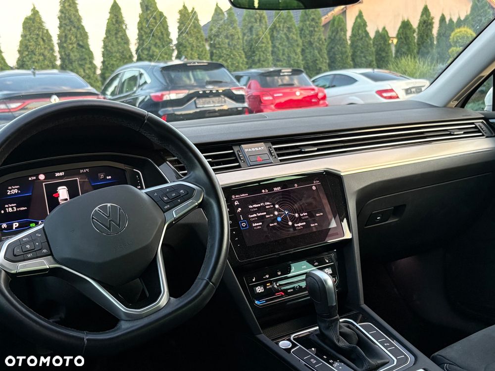 Volkswagen Passat Variant 2.0 TDI EVO Elegance DSG - 31