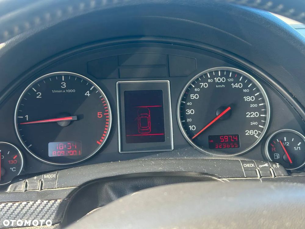 Audi A4 Avant - 9