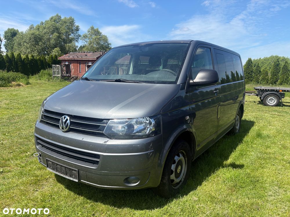 Volkswagen Multivan - 2