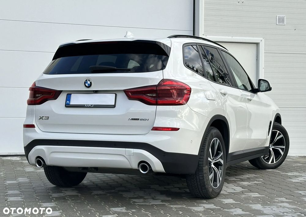 BMW X3 xDrive20i sport - 3