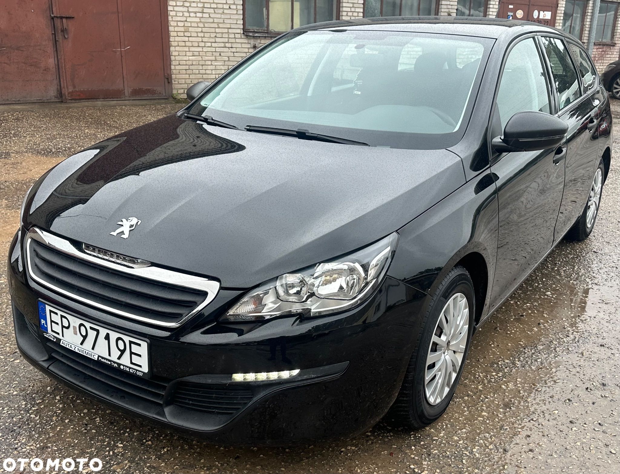 Peugeot 308 - 1