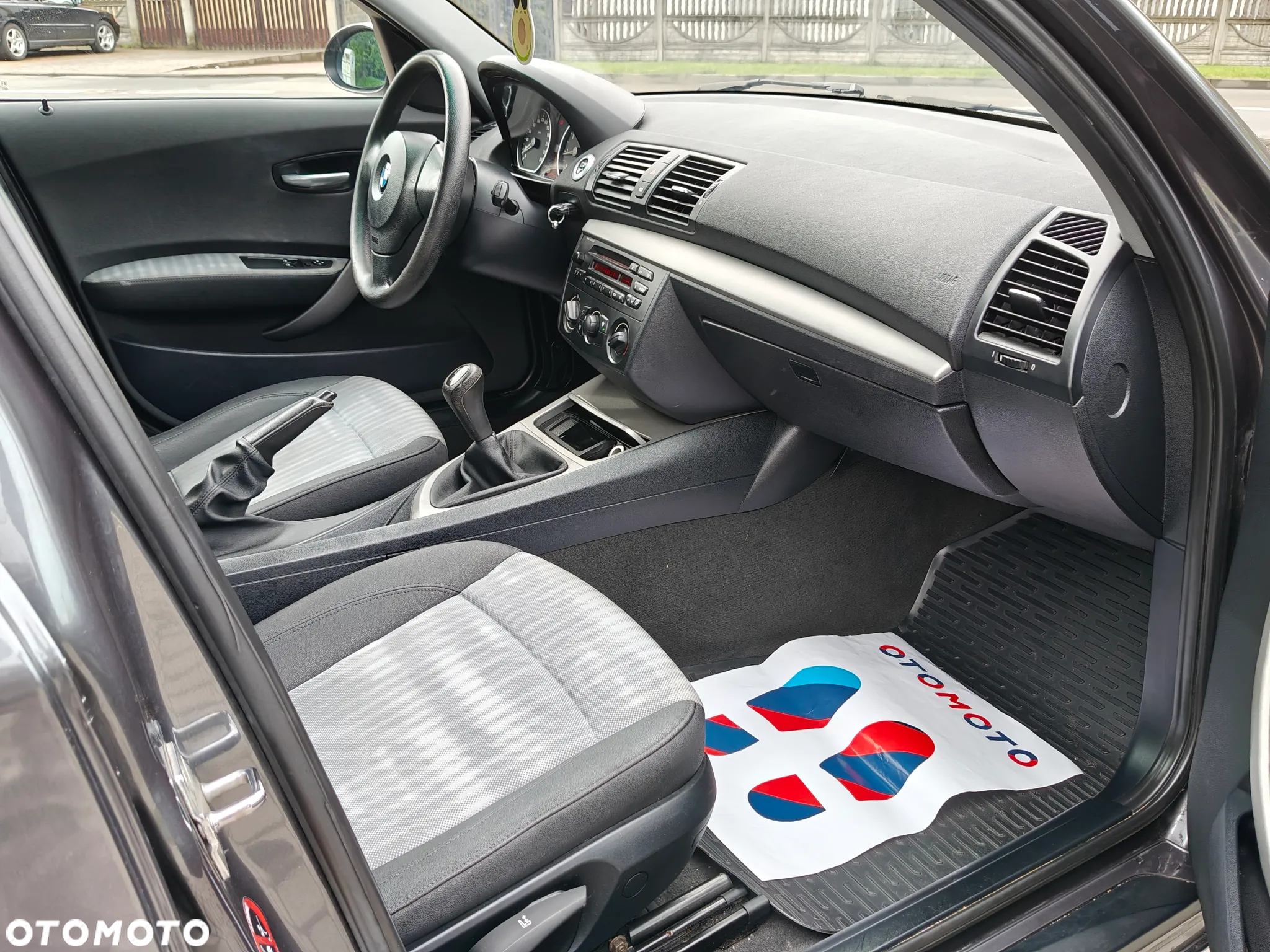 BMW Seria 1 118i - 15