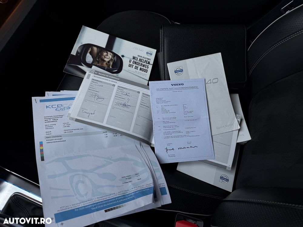 Volvo V40 D2 R Design - 13