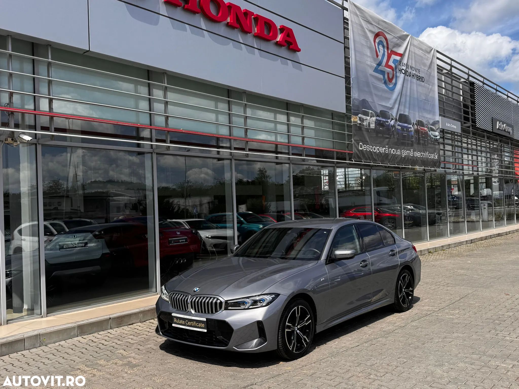 BMW Seria 3 320i xDrive AT - 1