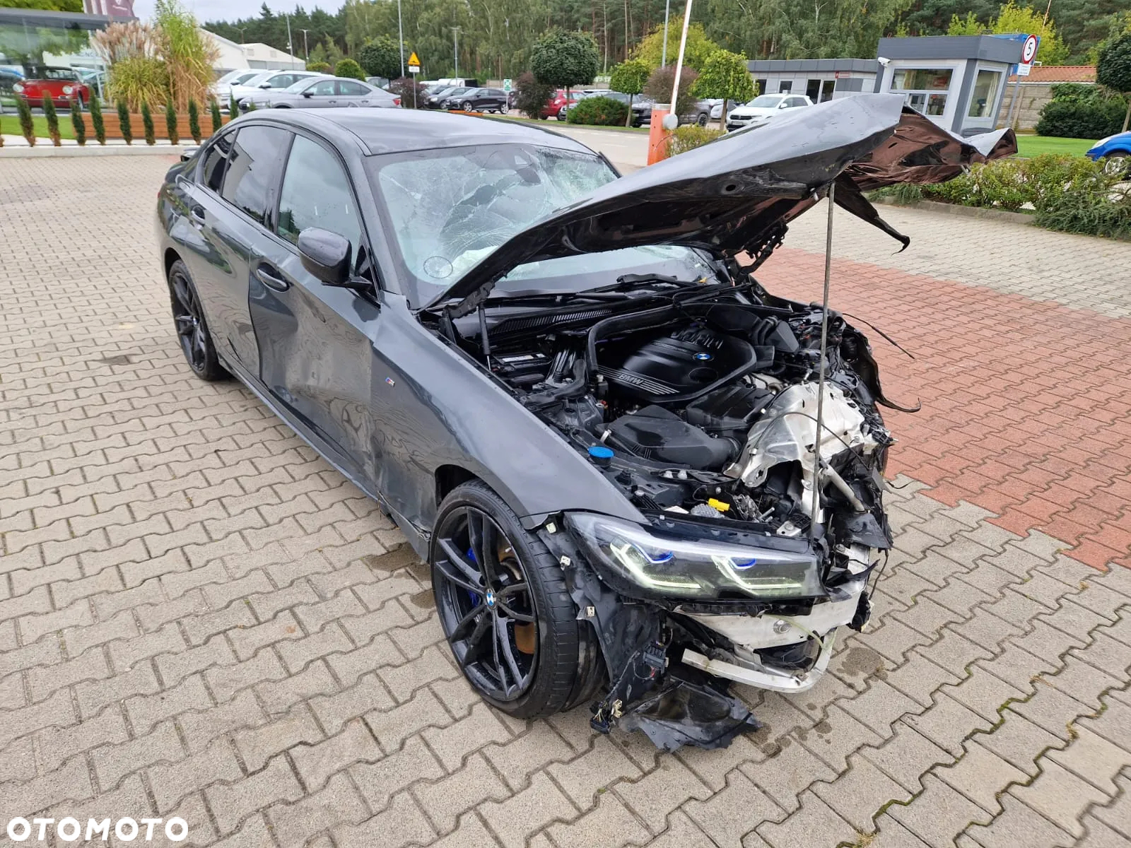 BMW Seria 3 320d M Sport - 9
