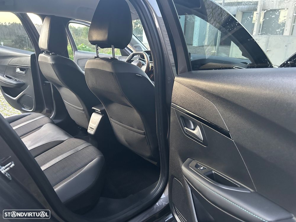 Peugeot 208 PureTech 100 EAT8 Allure Pack - 15