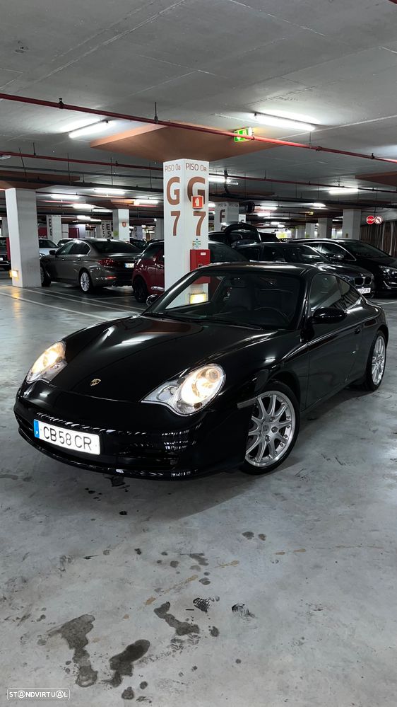 Porsche 911 (996) Carrera - 37