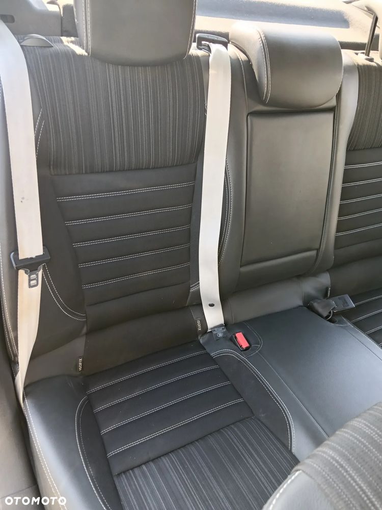 Renault Laguna 2.0 dCi Bose Edition - 12