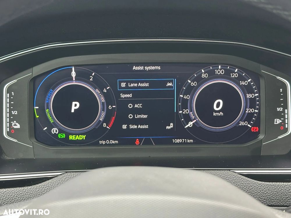 Volkswagen Passat - 17