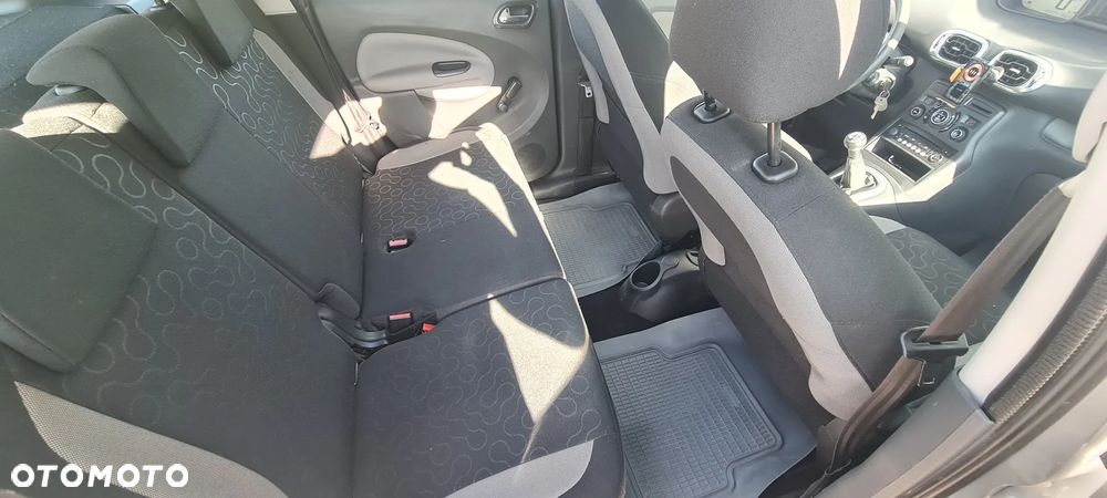 Citroën C3 Picasso HDi 90 FAP Exclusive - 12