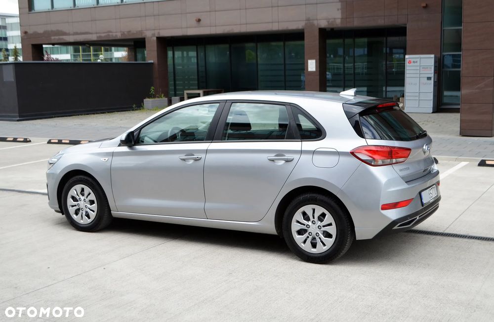 Hyundai i30 1.5 DPI Modern - 27