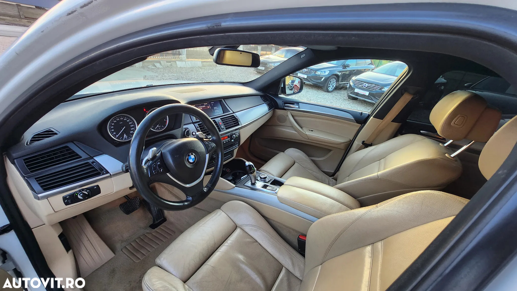 BMW X6 xDrive30d - 11