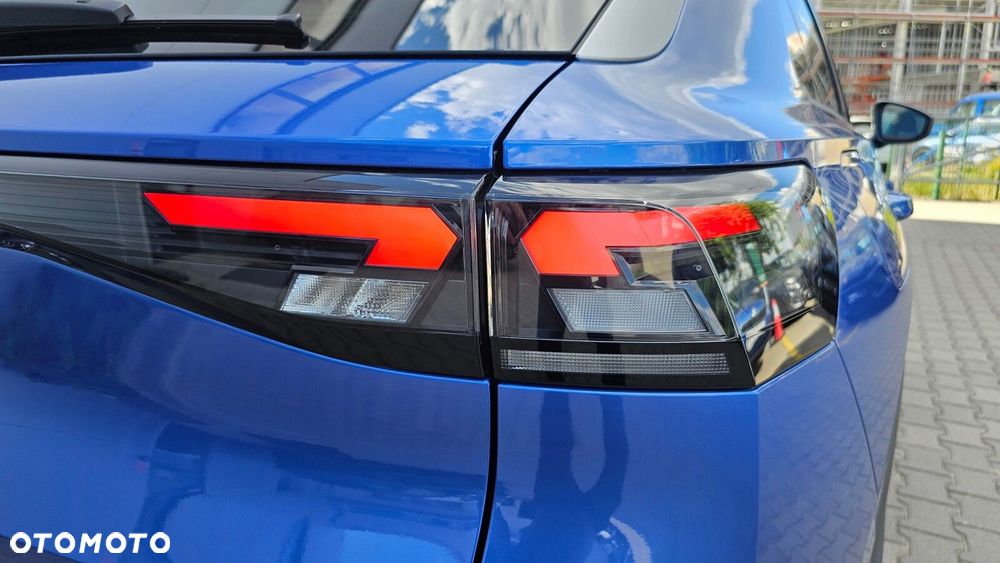 Volkswagen T-Roc - 13