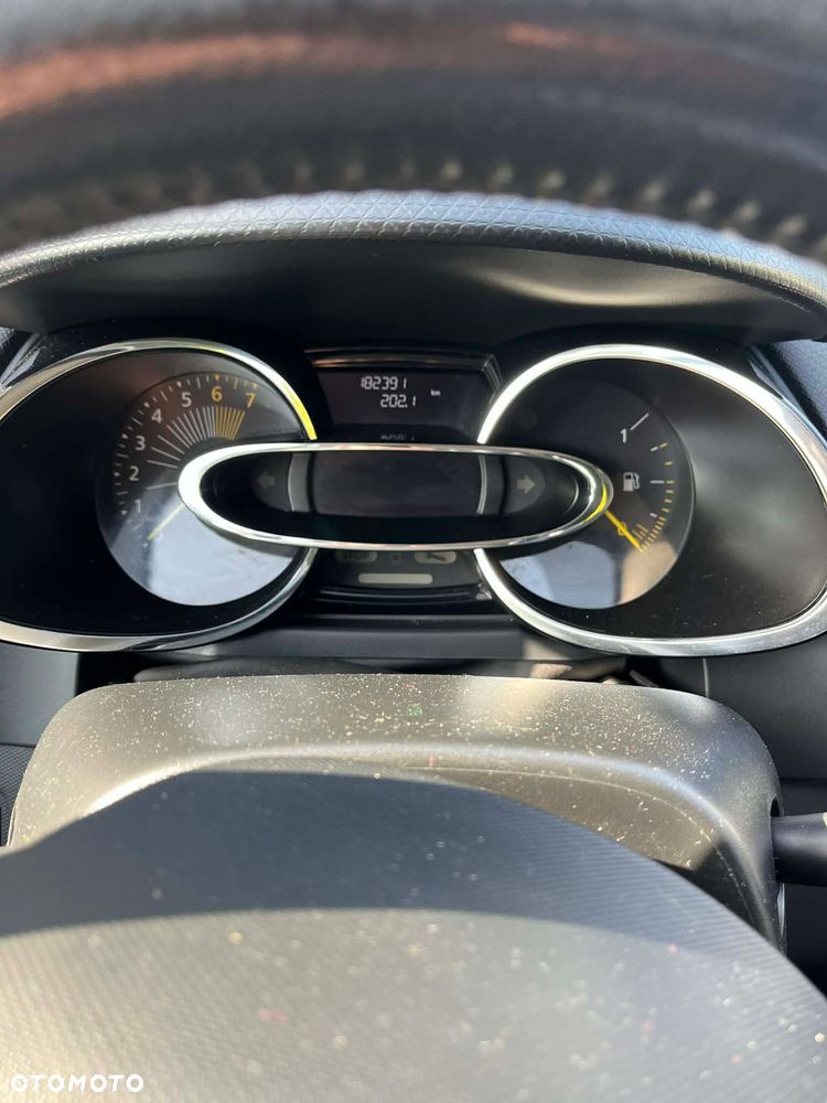 Renault Clio - 6