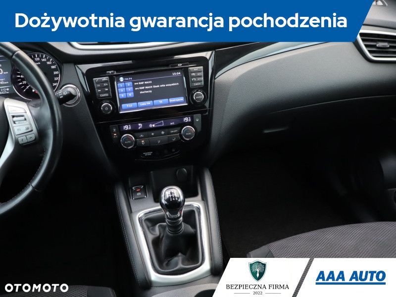 Nissan Qashqai - 10
