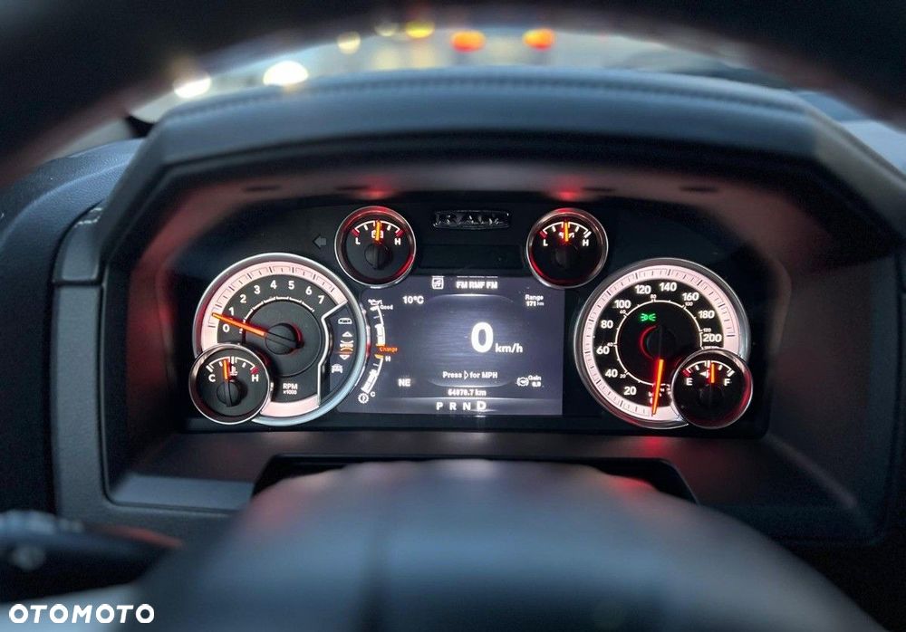 Dodge RAM - 13