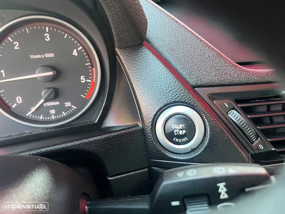 BMW X1 16 d sDrive - 22