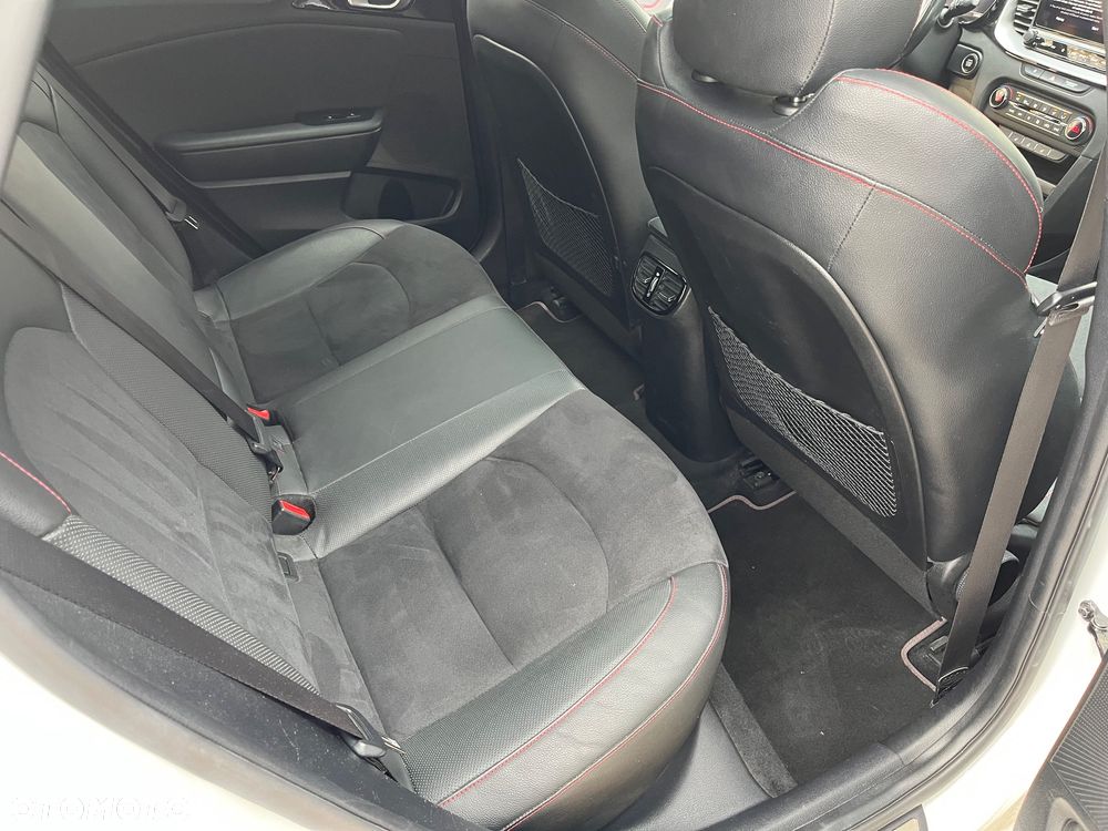 Kia Ceed 1.6 T-GDI DCT7 OPF GT - 13