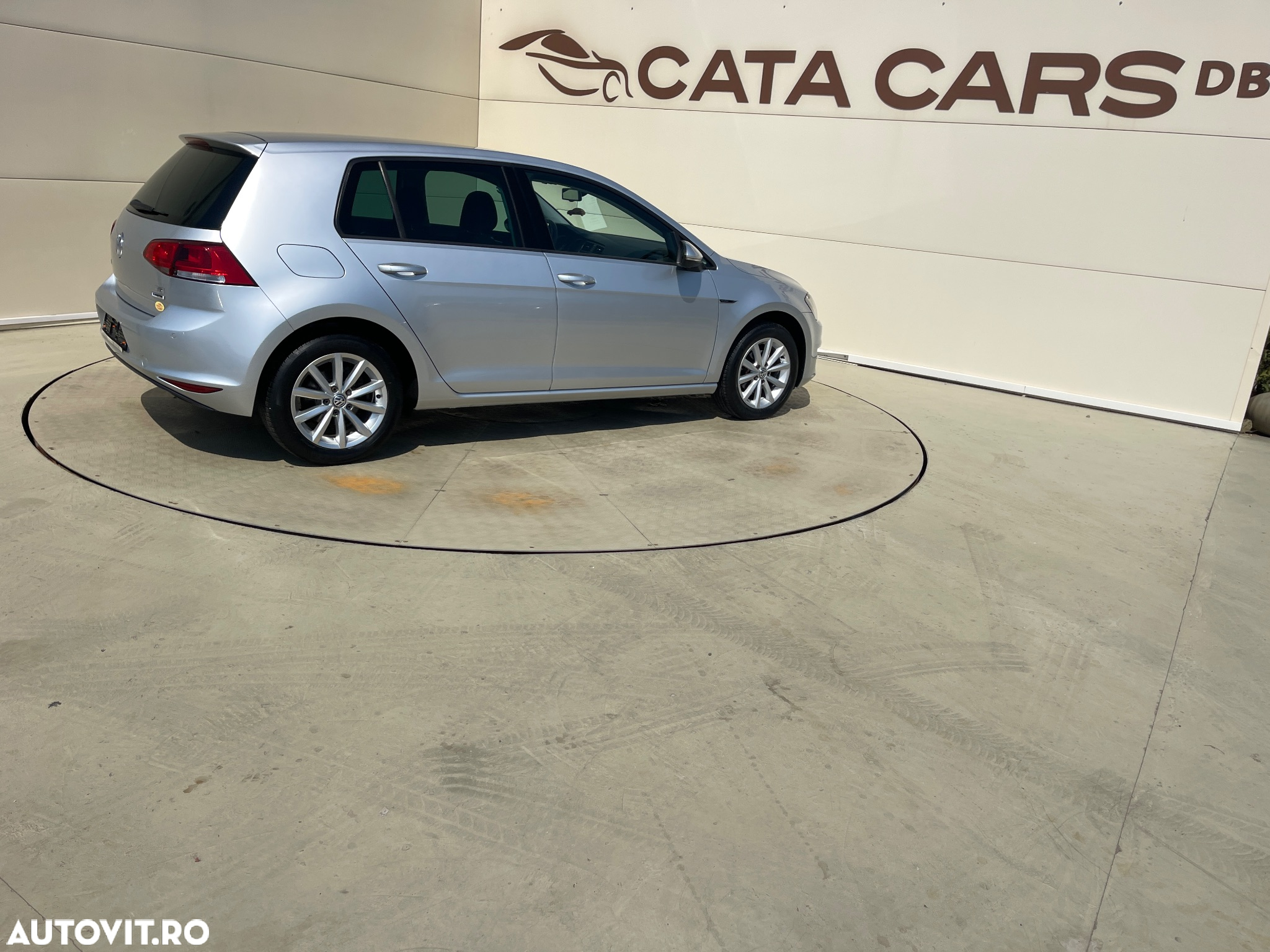 Volkswagen Golf 1.2 TSI BlueMotion Technology Lounge - 17