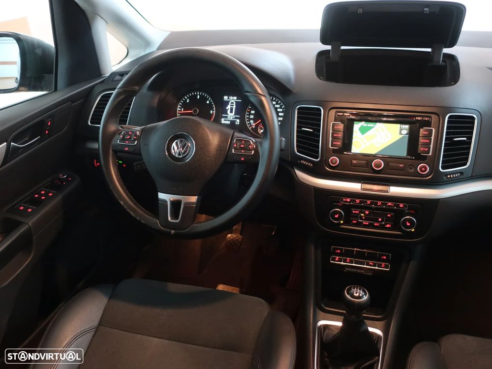 VW Sharan 2.0 TDI Highline 4Motion - 21