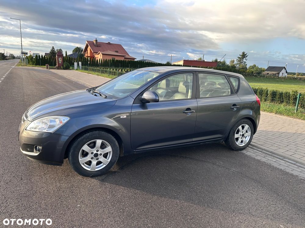 Kia Ceed 1.6 Crdi Optimum - 3