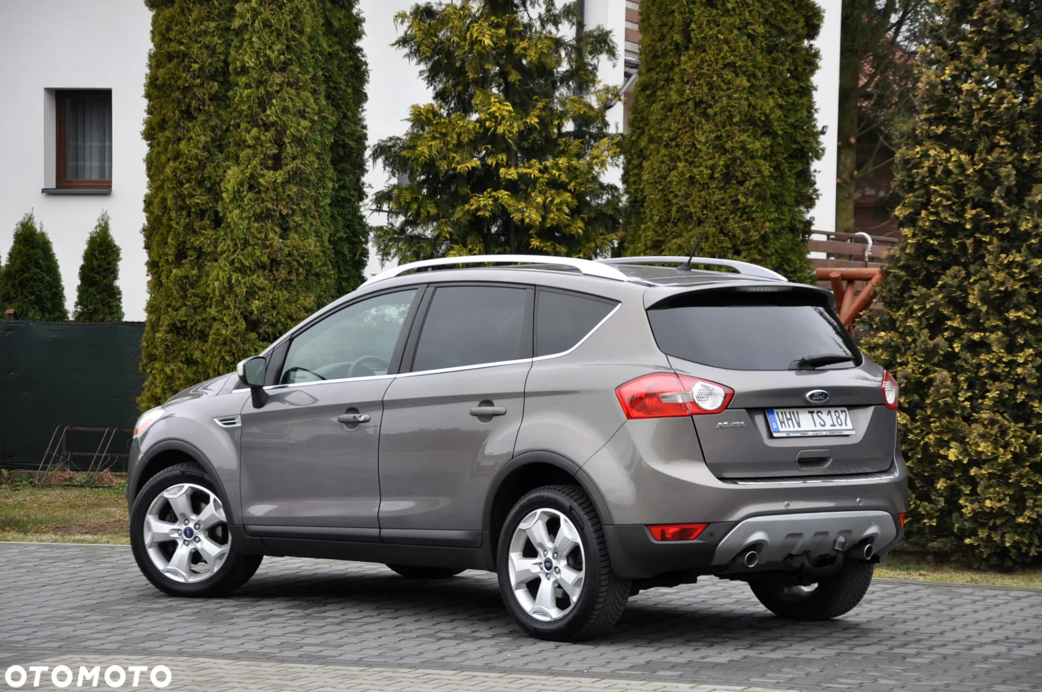 Ford Kuga 2.0 TDCi 4x4 Titanium - 6