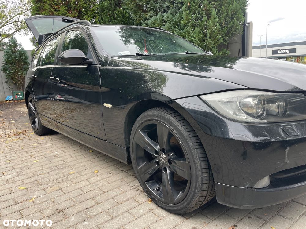 BMW E91 2008 photo 3