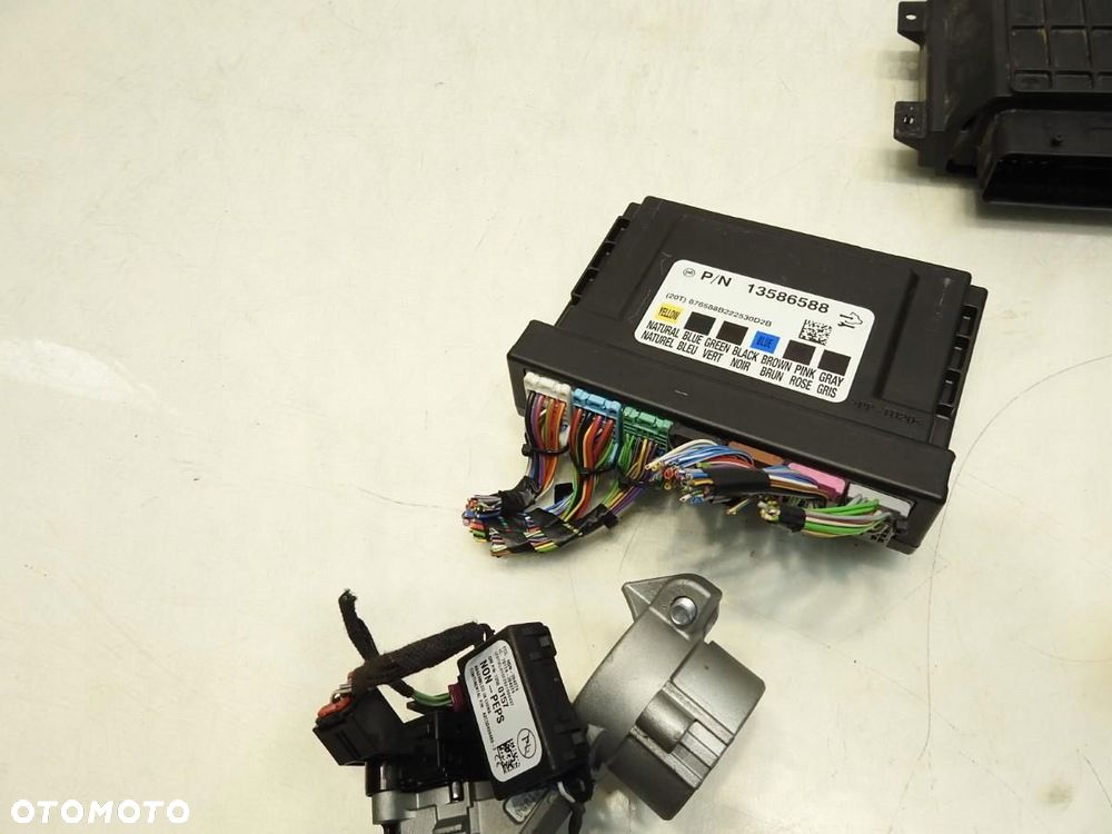 KOMPUTER ZESTAW IMMO OPEL ASTRA J LIFT 1.7 CDTI 55591495 13586588 365927271 - 6