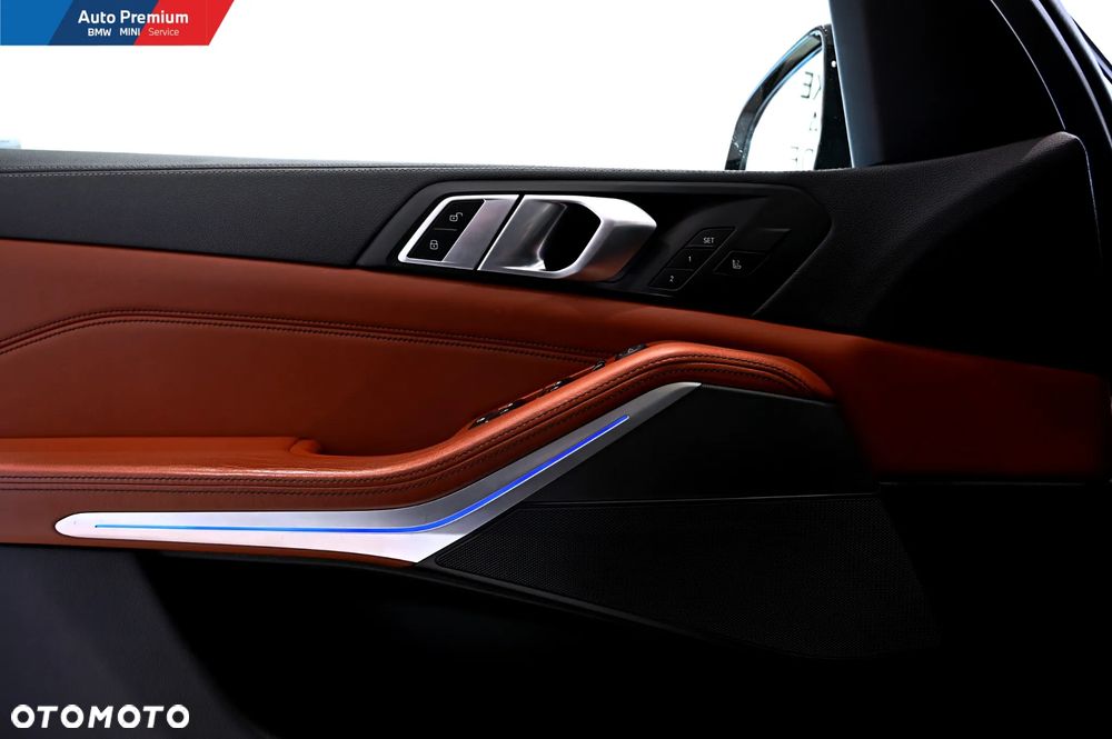 BMW X5 xDrive40i - 11