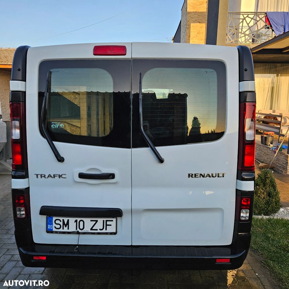 Renault Trafic - 2