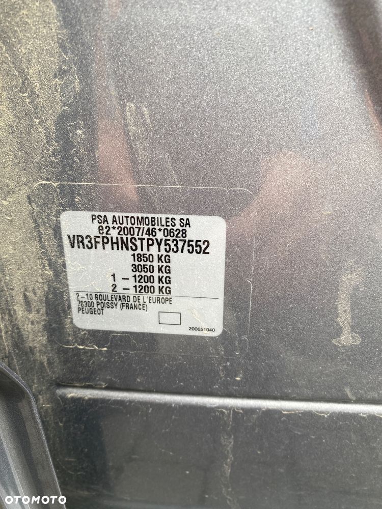 Peugeot 308 PureTech 130 EAT8 GT - 28
