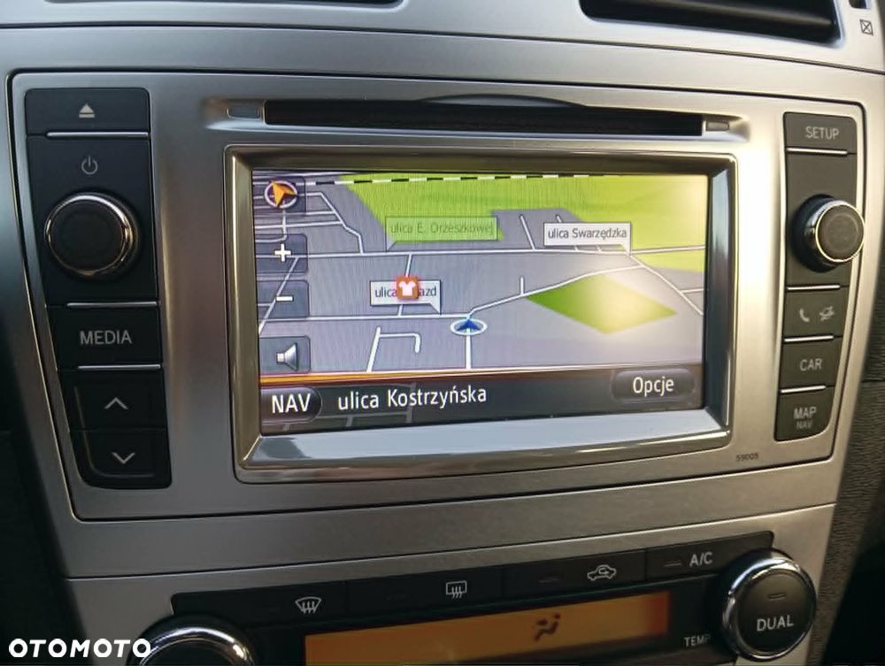 Toyota Avensis 1.8 Sol plus - 15