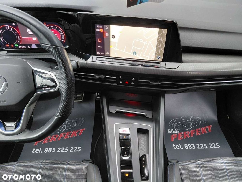 Volkswagen Golf - 20