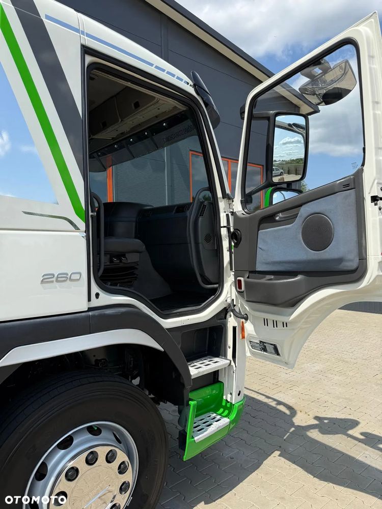 Volvo Volvo FM FL FE 18.260 // wywrotka 3-stronna NOWA ZABUDOWA !!// kipper // E5 // manual - 29