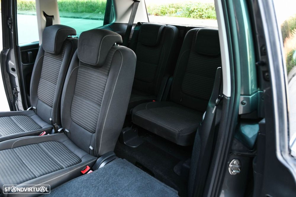 SEAT Alhambra 2.0 TDI Xcellence DSG - 17