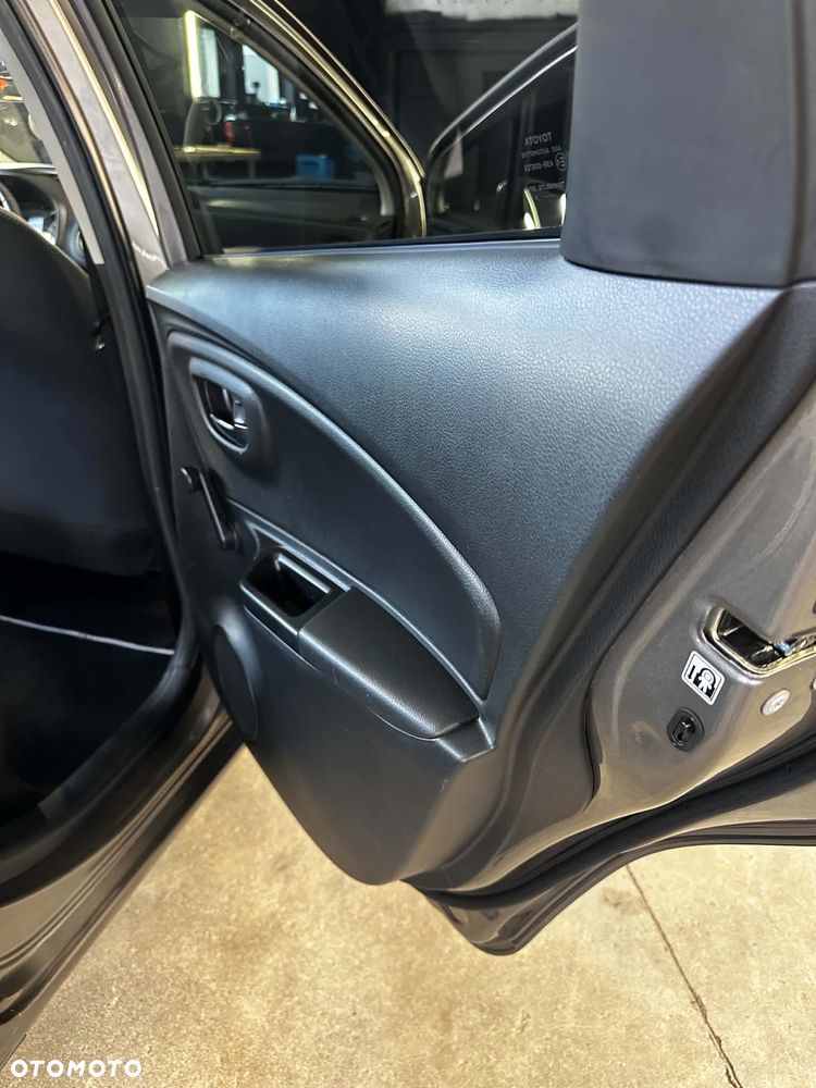 Toyota Yaris - 9