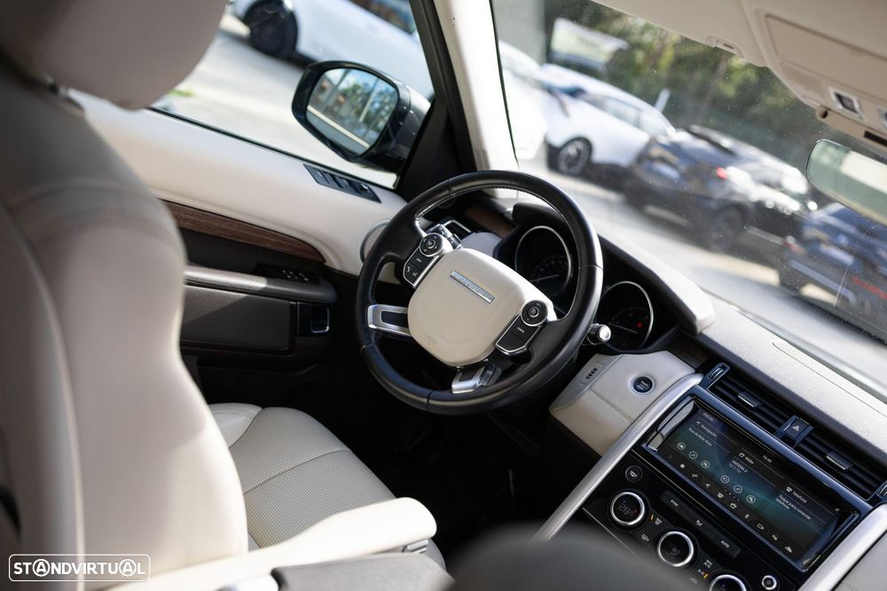 Land Rover Discovery 3.0 TD6 HSE Auto - 30