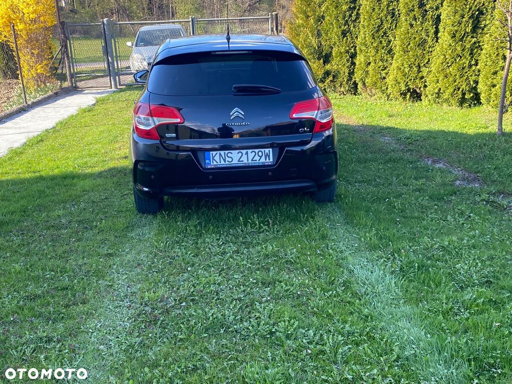 Citroën C4 1.6 HDi Equilibre - 4