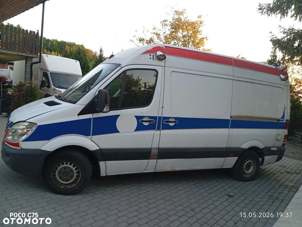 Mercedes-Benz Sprinter - 9