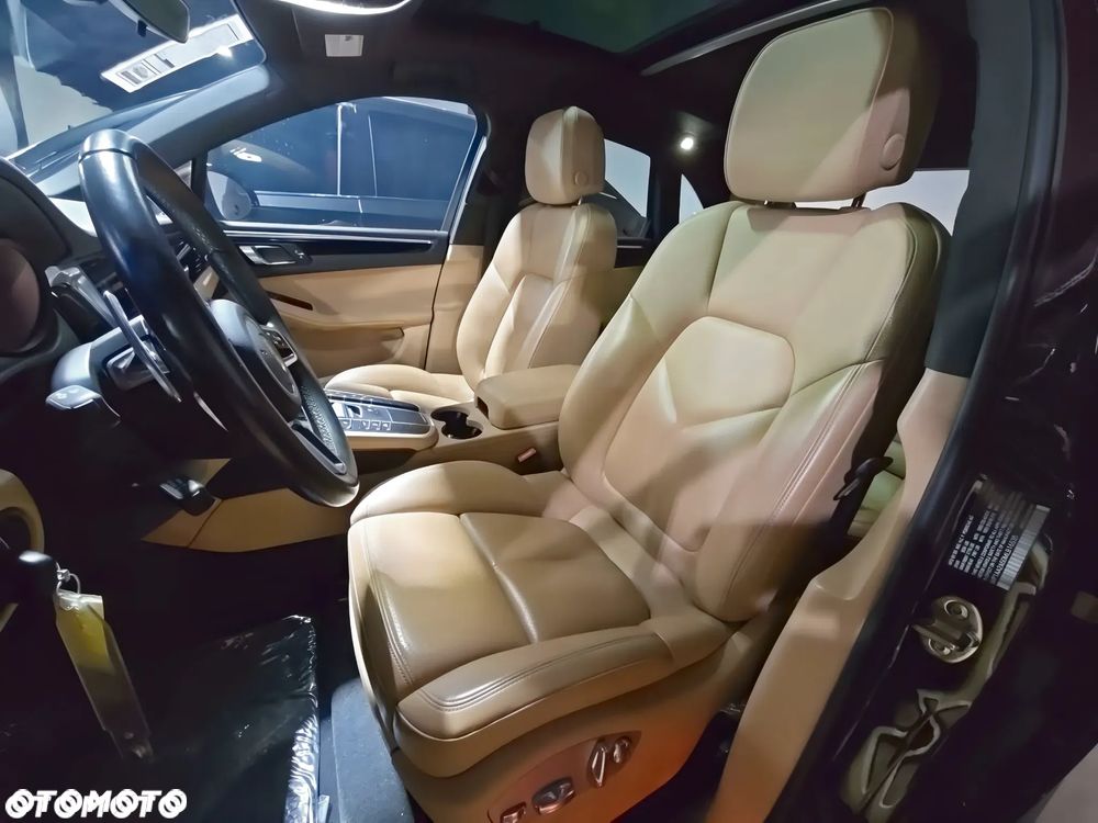 Porsche Macan Standard - 5
